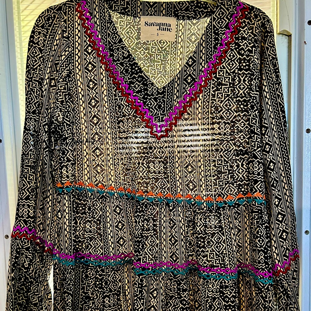 Savanna Jane Black multi colors from boutique never worn